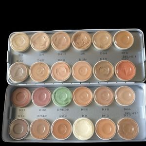 Kryolan derma base 24 shades